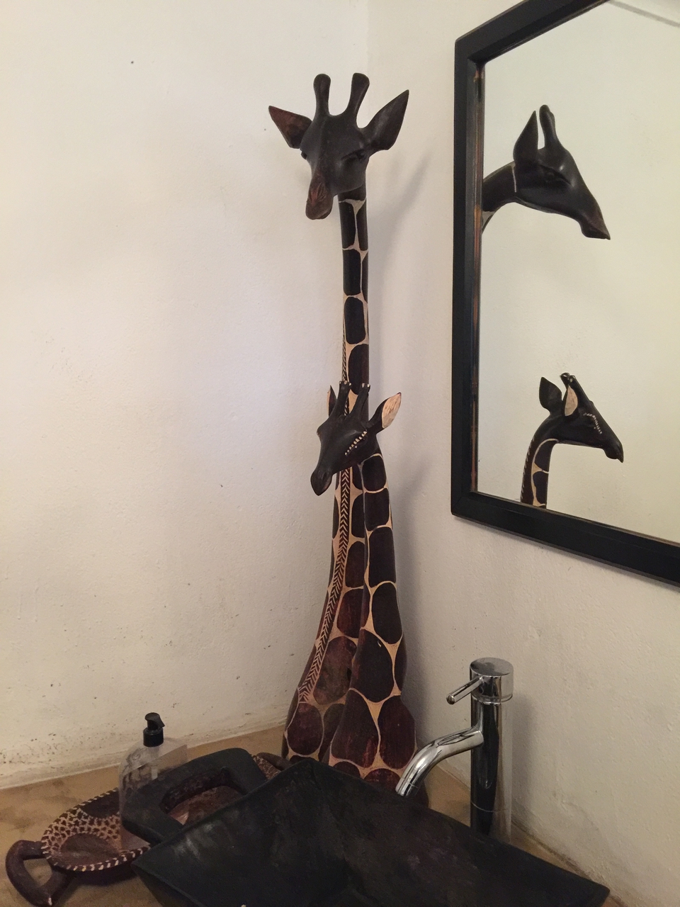 [31709] 2016_07_03_09_02_43_Africa_iPhone_6_Plus_IMG_4877_07320.jpg