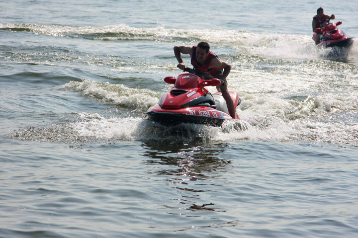 Labor Day Weekend at Sodus Point, NY |  Sat, 3 Sep 2011 | 3:33:51 PM