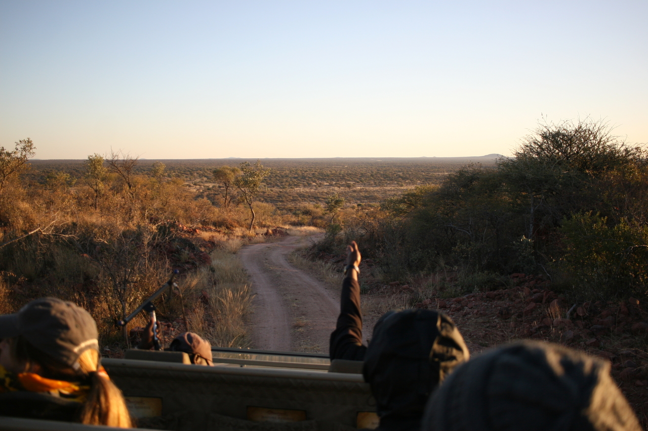 [508] 2016_06_22_02_05_41_Africa_Canon_EOS_30D_IMG_1751_00197.jpg