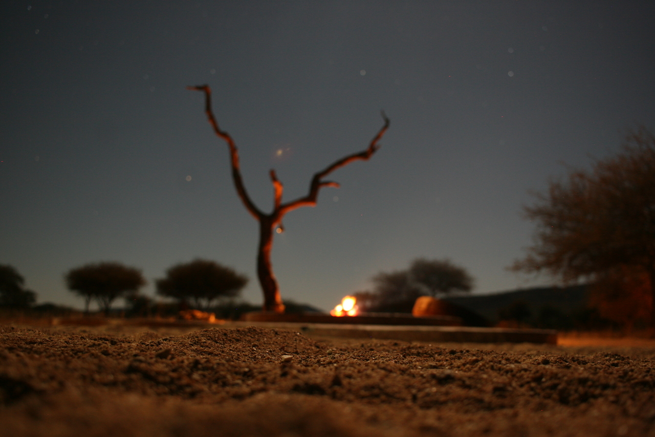 [3737] 2016_06_22_17_49_25_Africa_Canon_EOS_30D_IMG_1821_00265.jpg