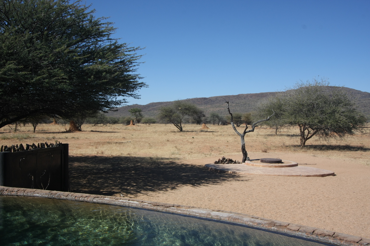 [2274] 2016_06_22_07_36_19_Africa_Canon_EOS_40D_IMG__00532.jpg