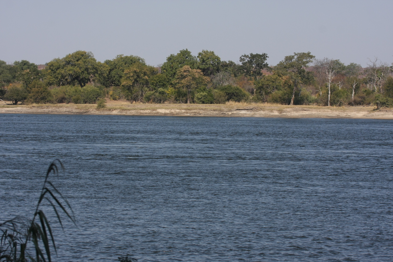 [27895] 2016_07_02_08_38_50_Africa_Canon_EOS_40D_IMG__04556.jpg