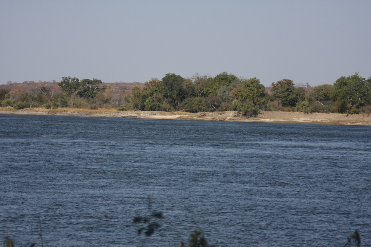 [27905] 2016_07_02_08_39_29_Africa_Canon_EOS_40D_IMG__12007.jpg