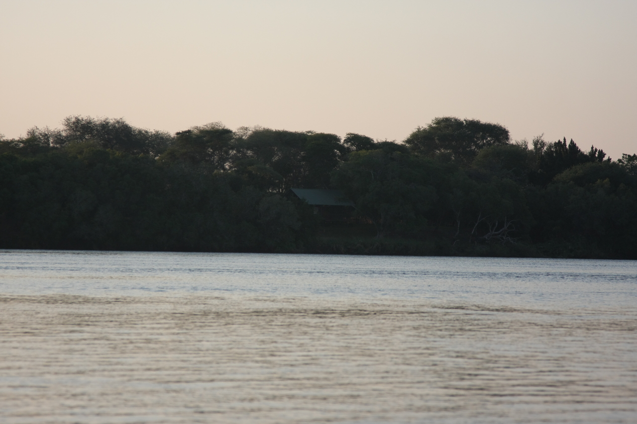 [28493] 2016_07_02_11_21_22_Africa_Canon_EOS_40D_IMG__12136.jpg