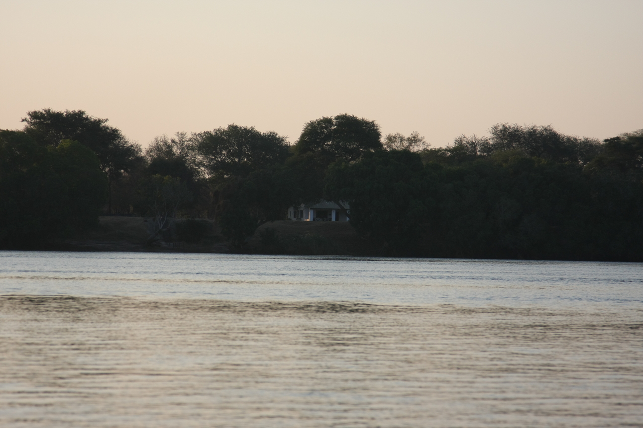 [28496] 2016_07_02_11_21_25_Africa_Canon_EOS_40D_IMG__12138.jpg