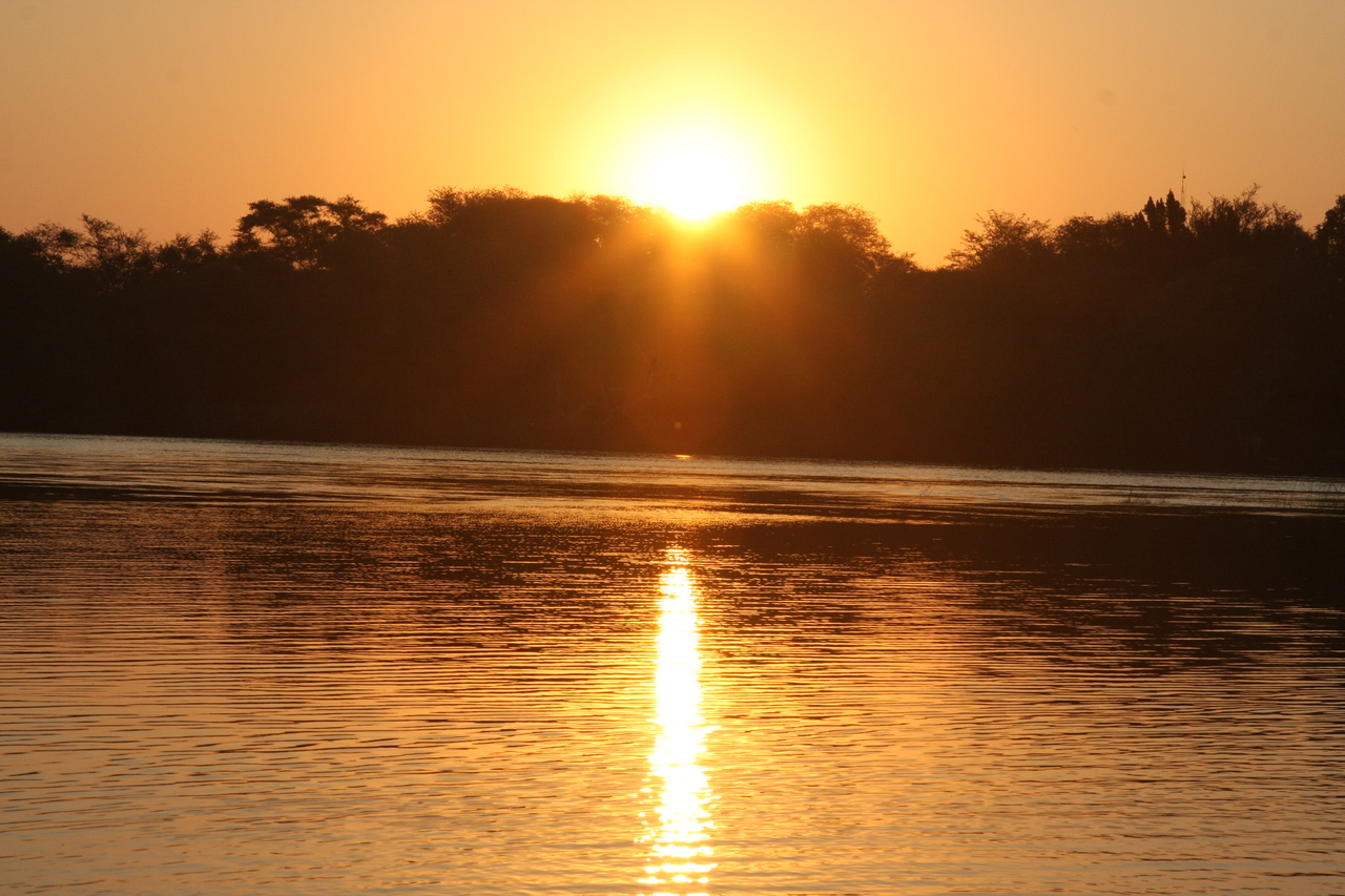[28632] 2016_07_02_11_37_30_Africa_Canon_EOS_40D_IMG__04740.jpg