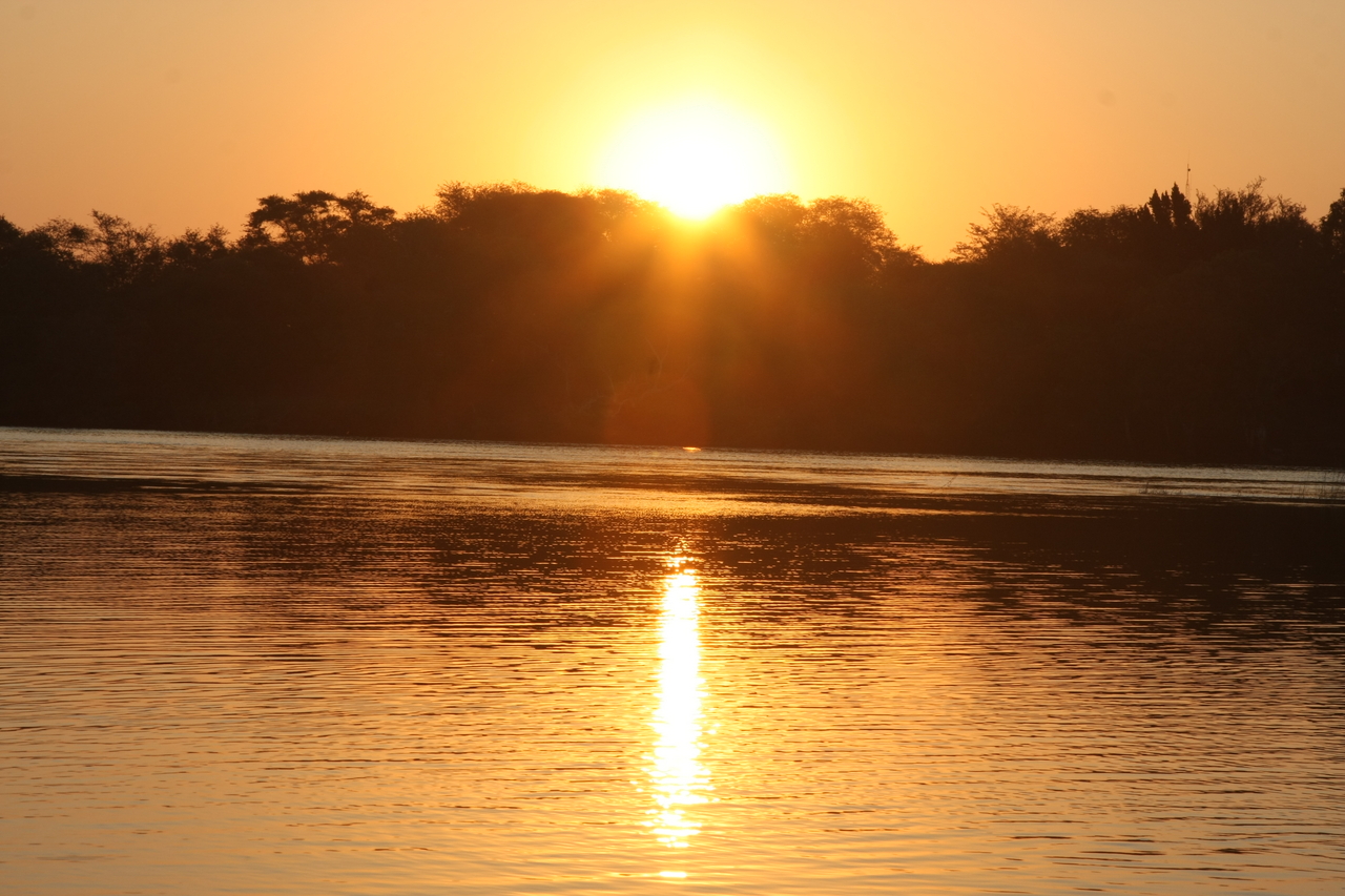 [28635] 2016_07_02_11_37_42_Africa_Canon_EOS_40D_IMG__00198.jpg