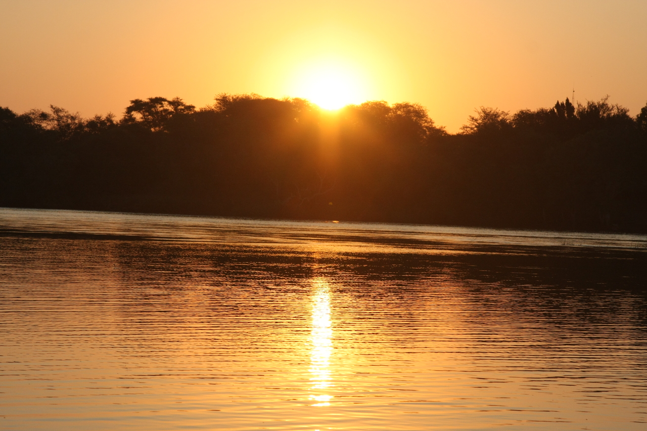 [28647] 2016_07_02_11_38_09_Africa_Canon_EOS_40D_IMG__04746.jpg