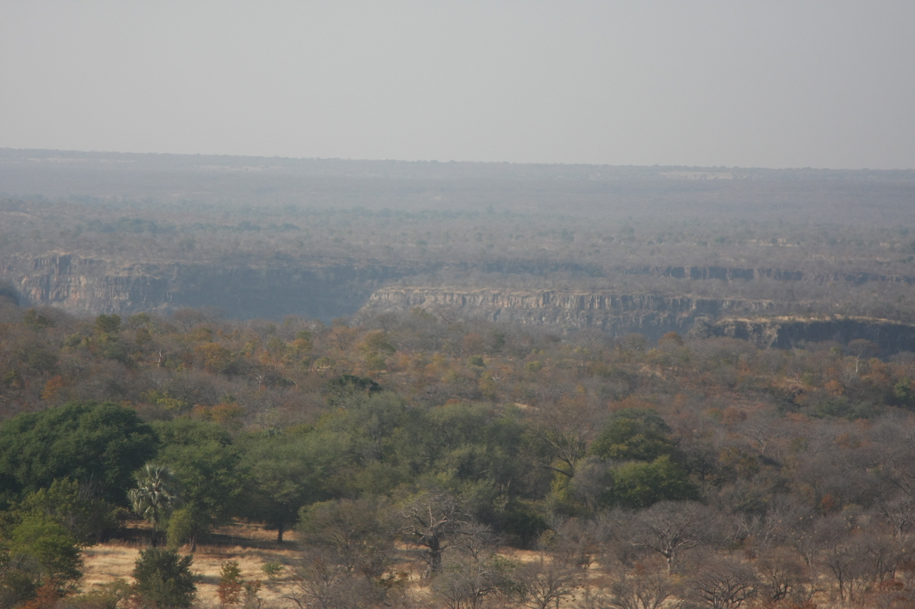 [29275] 2016_07_03_02_58_14_Africa_Canon_EOS_40D_IMG__05565.jpg