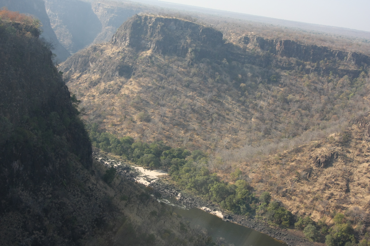[29289] 2016_07_03_02_58_39_Africa_Canon_EOS_40D_IMG__05616.jpg