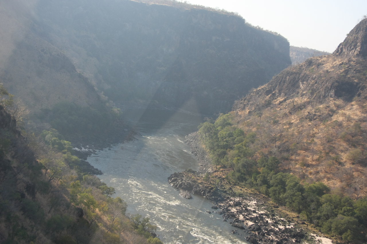 [29301] 2016_07_03_02_58_45_Africa_Canon_EOS_40D_IMG__13067.jpg
