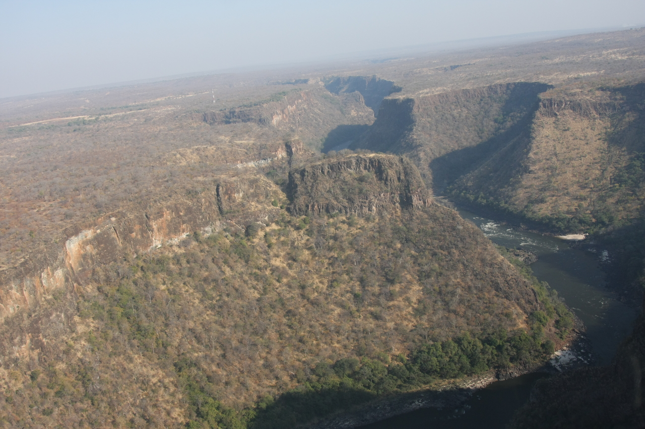 [29501] 2016_07_03_03_01_29_Africa_Canon_EOS_40D_IMG__04891.jpg