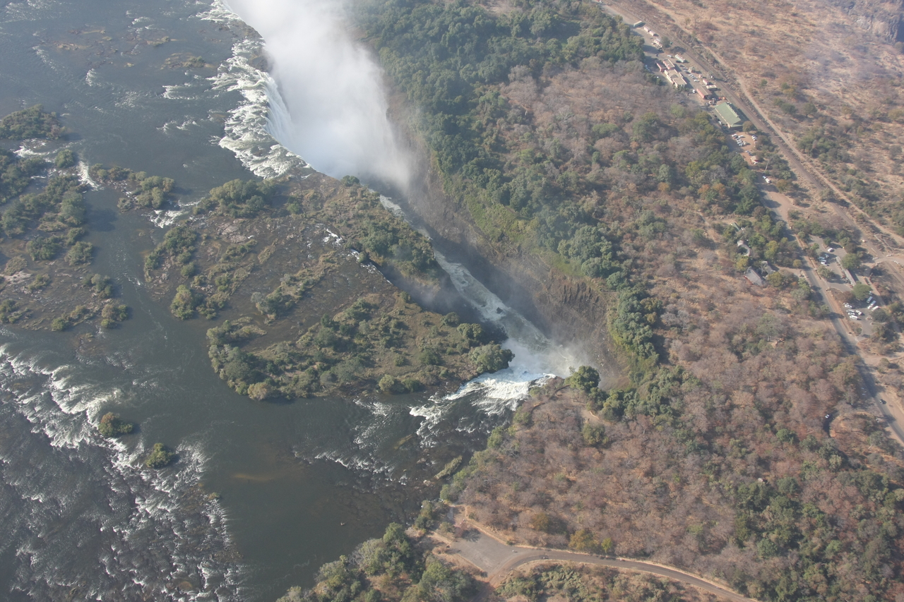 [29992] 2016_07_03_03_09_39_Africa_Canon_EOS_40D_IMG__00243.jpg