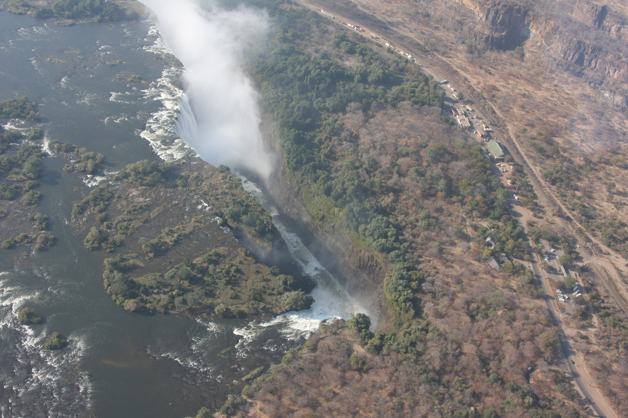 [30001] 2016_07_03_03_09_40_Africa_Canon_EOS_40D_IMG__00246.jpg