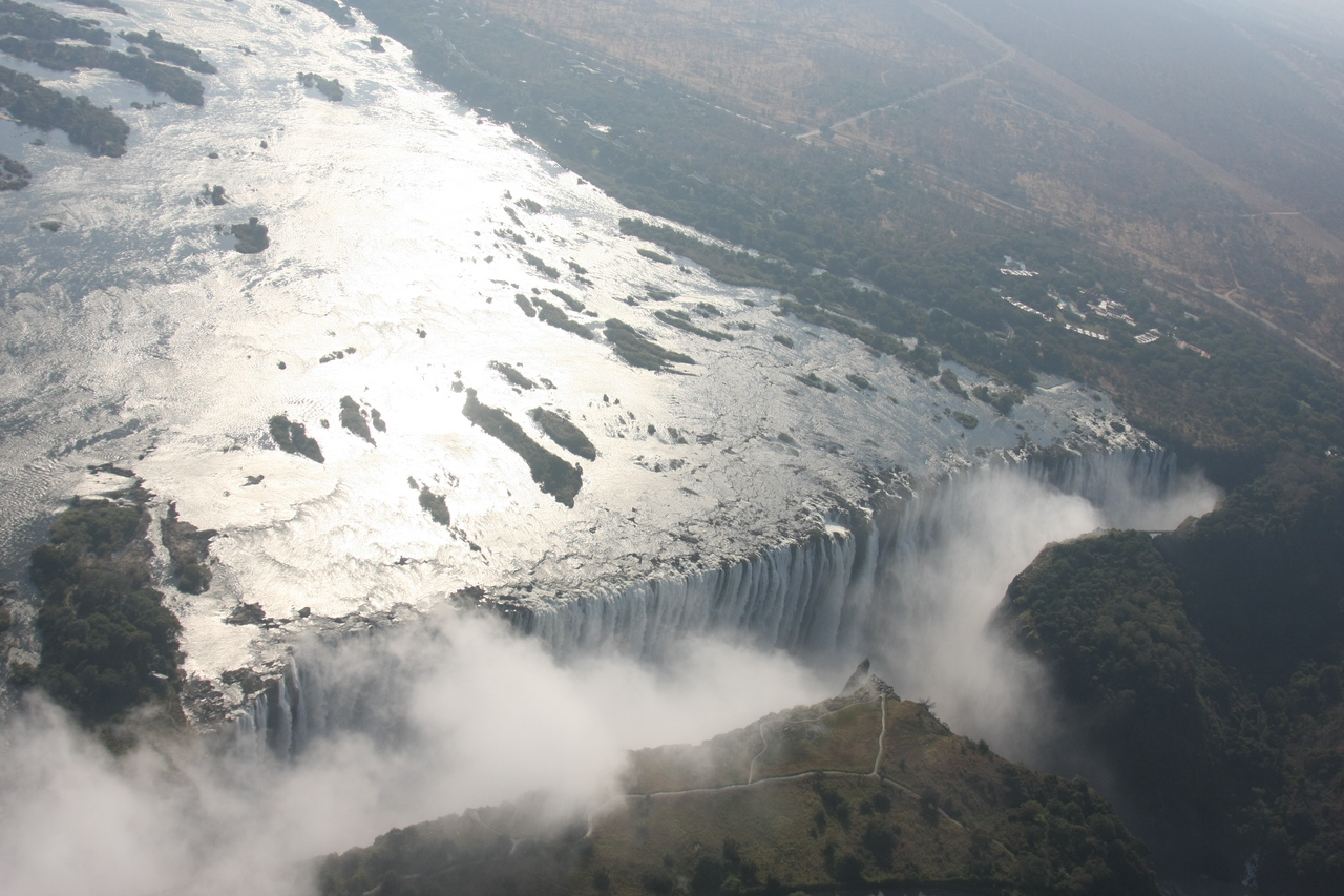 [30140] 2016_07_03_03_10_07_Africa_Canon_EOS_40D_IMG__05127.jpg