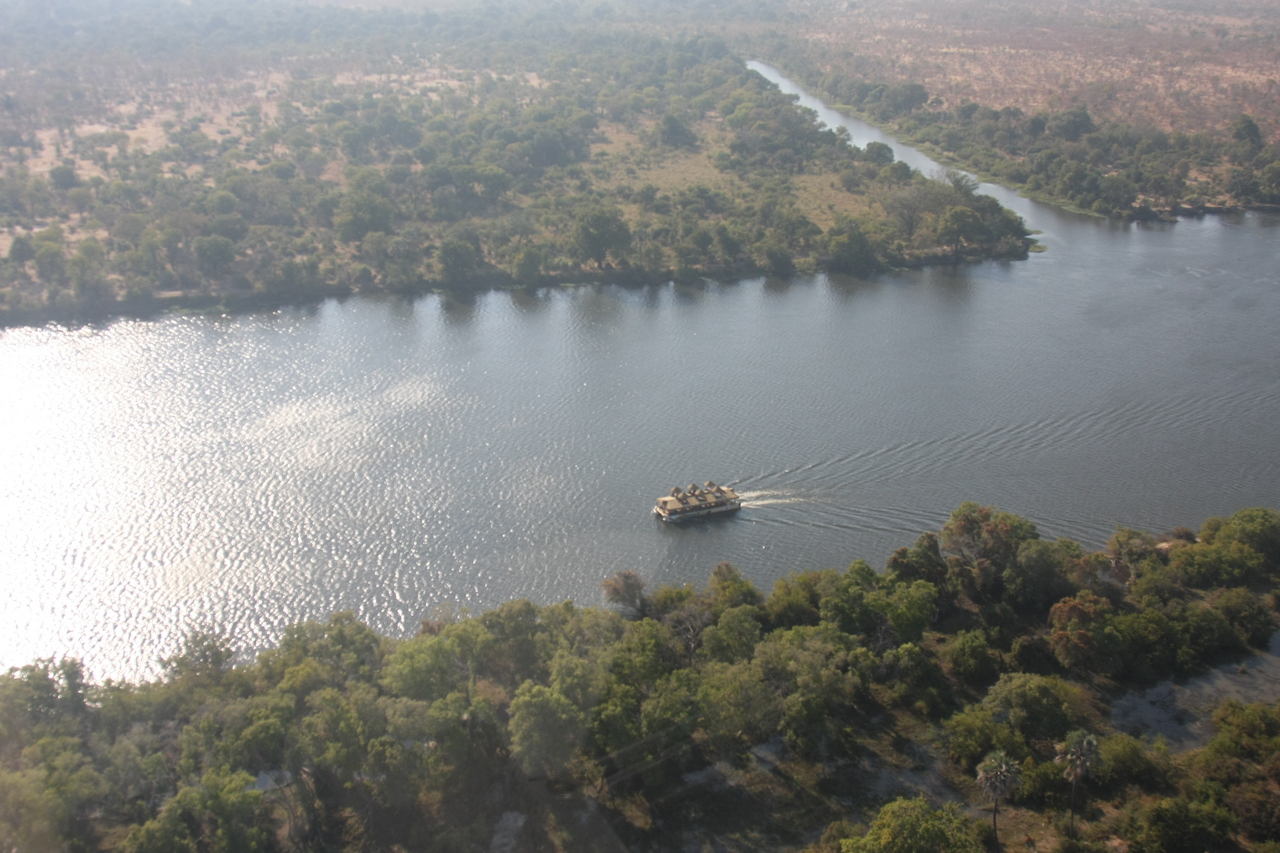 [30259] 2016_07_03_03_12_43_Africa_Canon_EOS_40D_IMG__00342.jpg