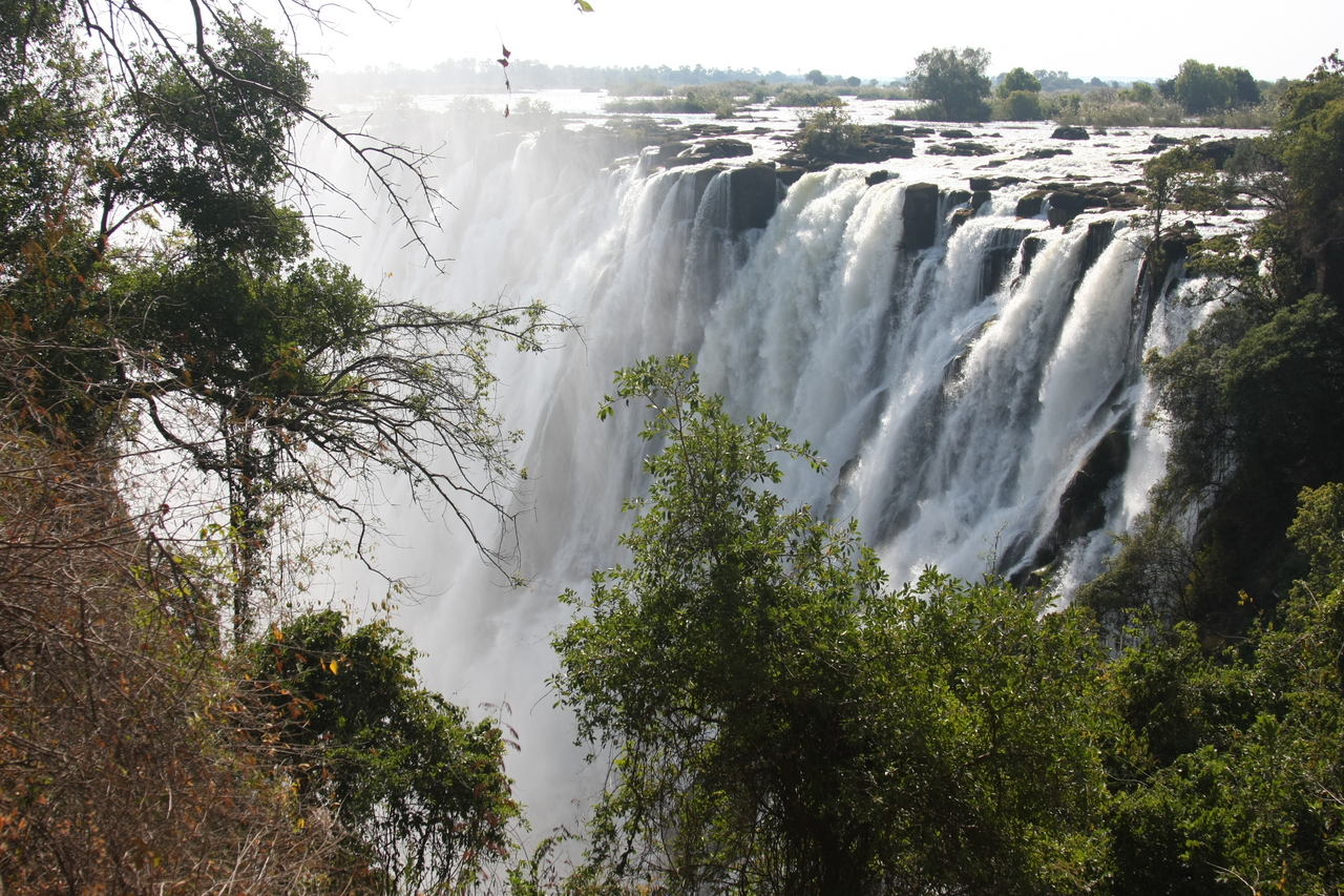 [31273] 2016_07_03_08_34_36_Africa_Canon_EOS_40D_IMG__00694.jpg