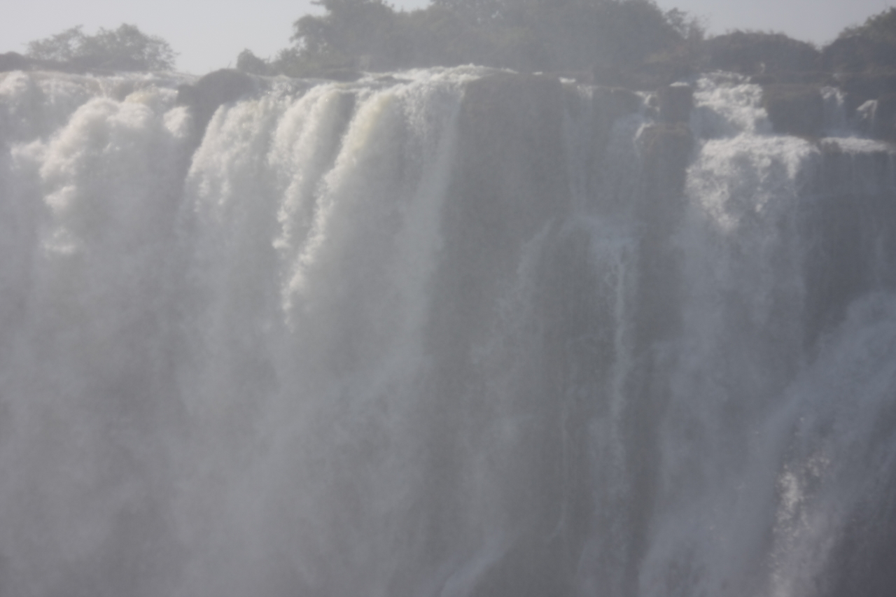 [31484] 2016_07_03_08_44_23_Africa_Canon_EOS_40D_IMG__13007.jpg