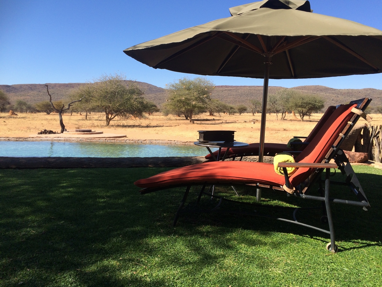 [2148] 2016_06_22_05_42_51_Africa_iPhone_5s_IMG__00171.jpg