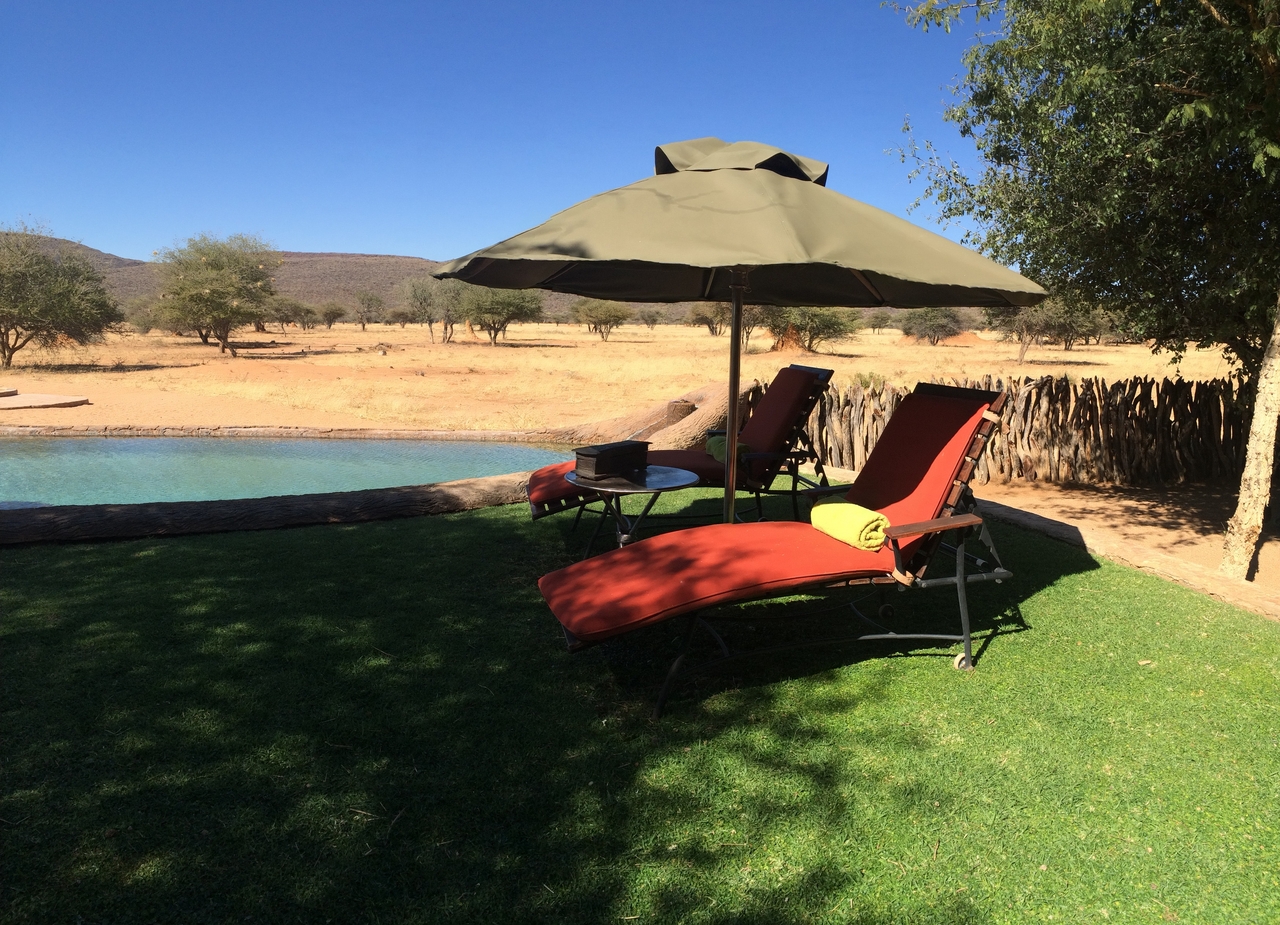 [2156] 2016_06_22_05_43_32_Africa_iPhone_5s_IMG__00175.jpg