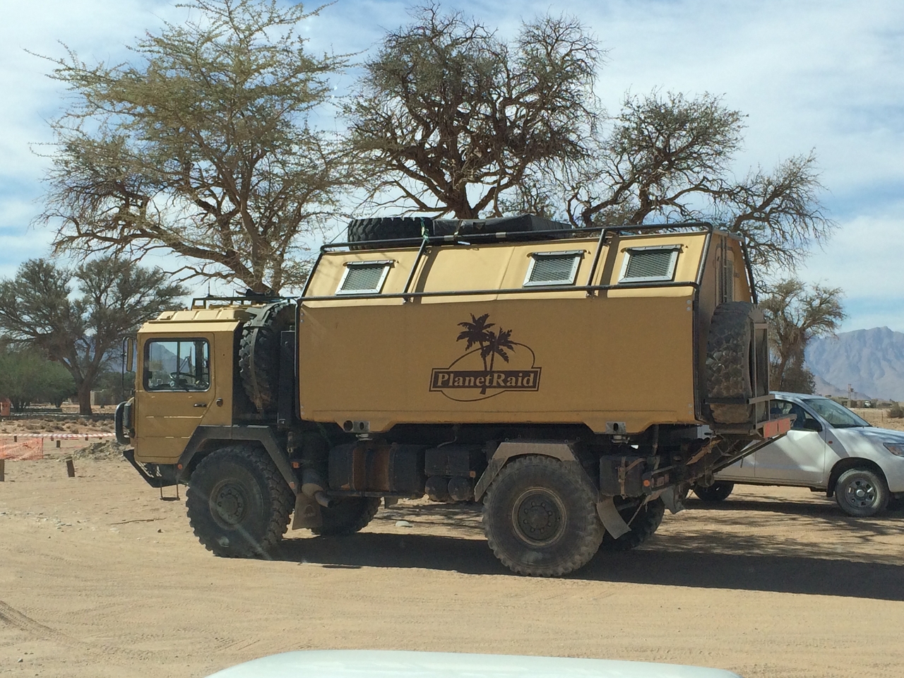 [15659] 2016_06_25_08_11_50_Africa_iPhone_5s_IMG_8385_00606.jpg