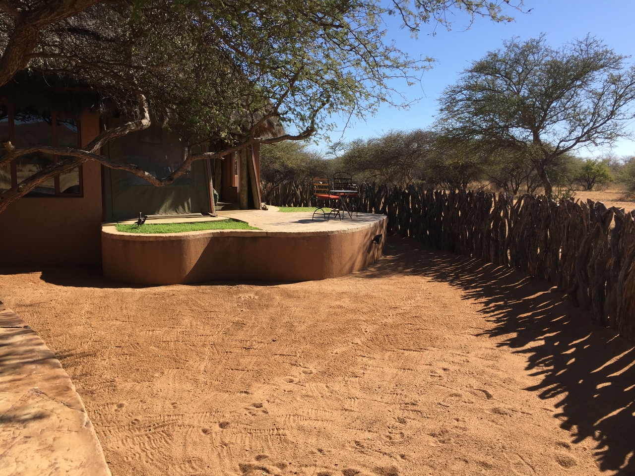 [2536] 2016_06_22_09_46_41_Africa_iPhone_6_IMG_7677_02609.jpg