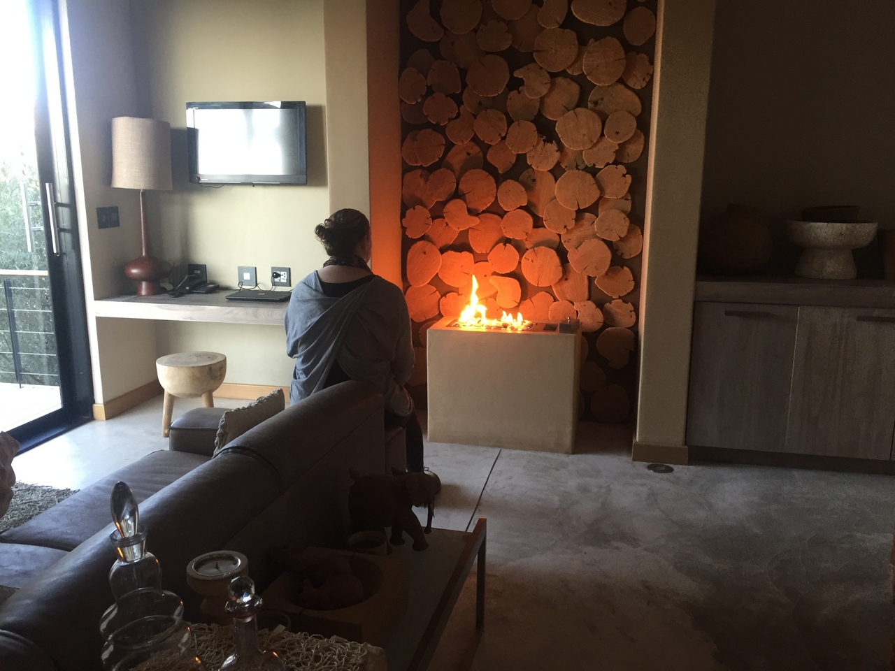 [16639] 2016_06_26_16_31_02_Africa_iPhone_6_IMG_8381_03265.jpg