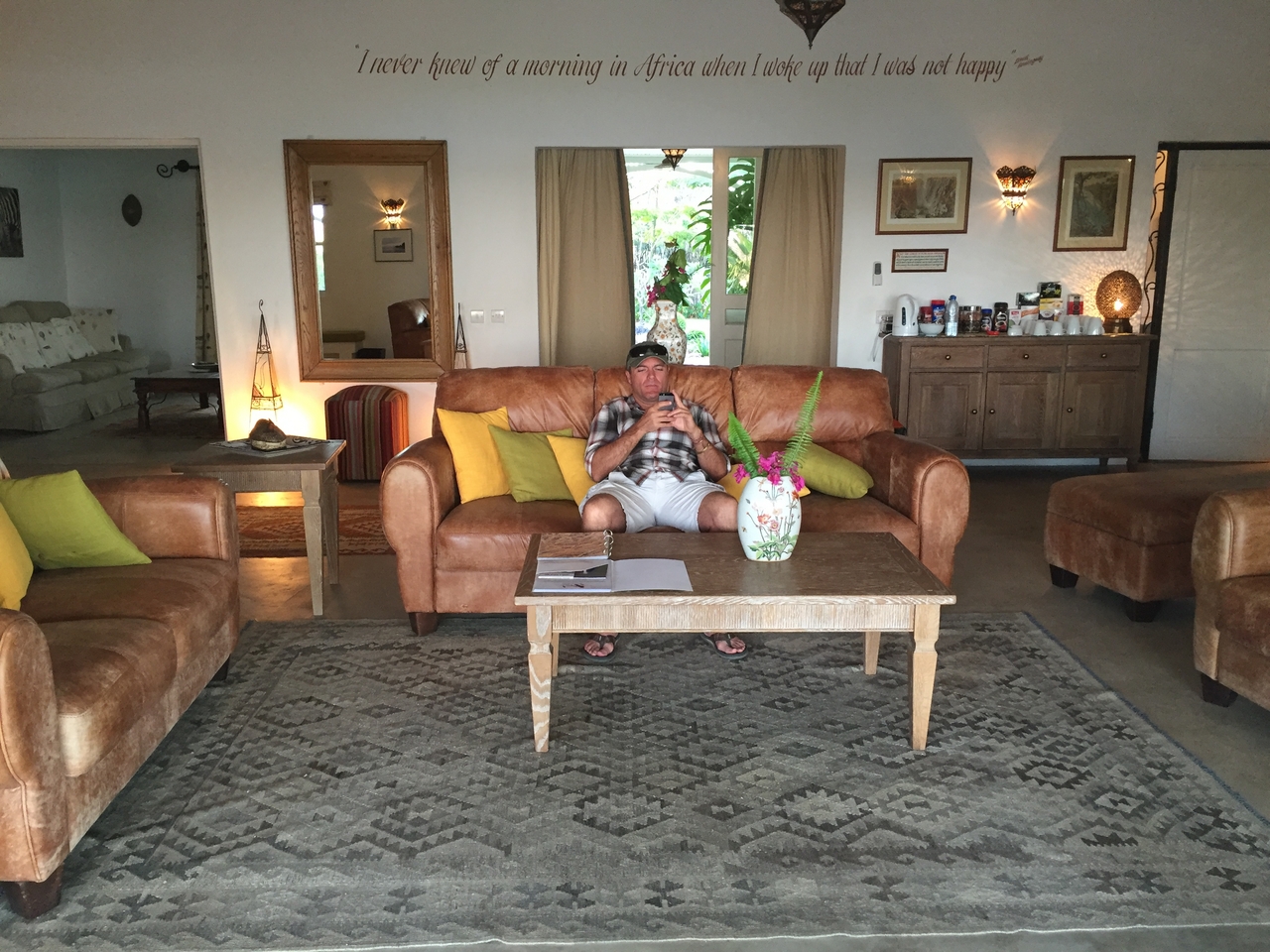 [32715] 2016_07_03_17_07_35_Africa_iPhone_6_IMG_8947_00837.jpg